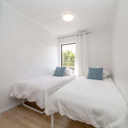 Tui Cottage Martinborough Extérieur photo