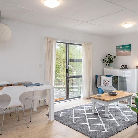 Tui Cottage Martinborough Extérieur photo