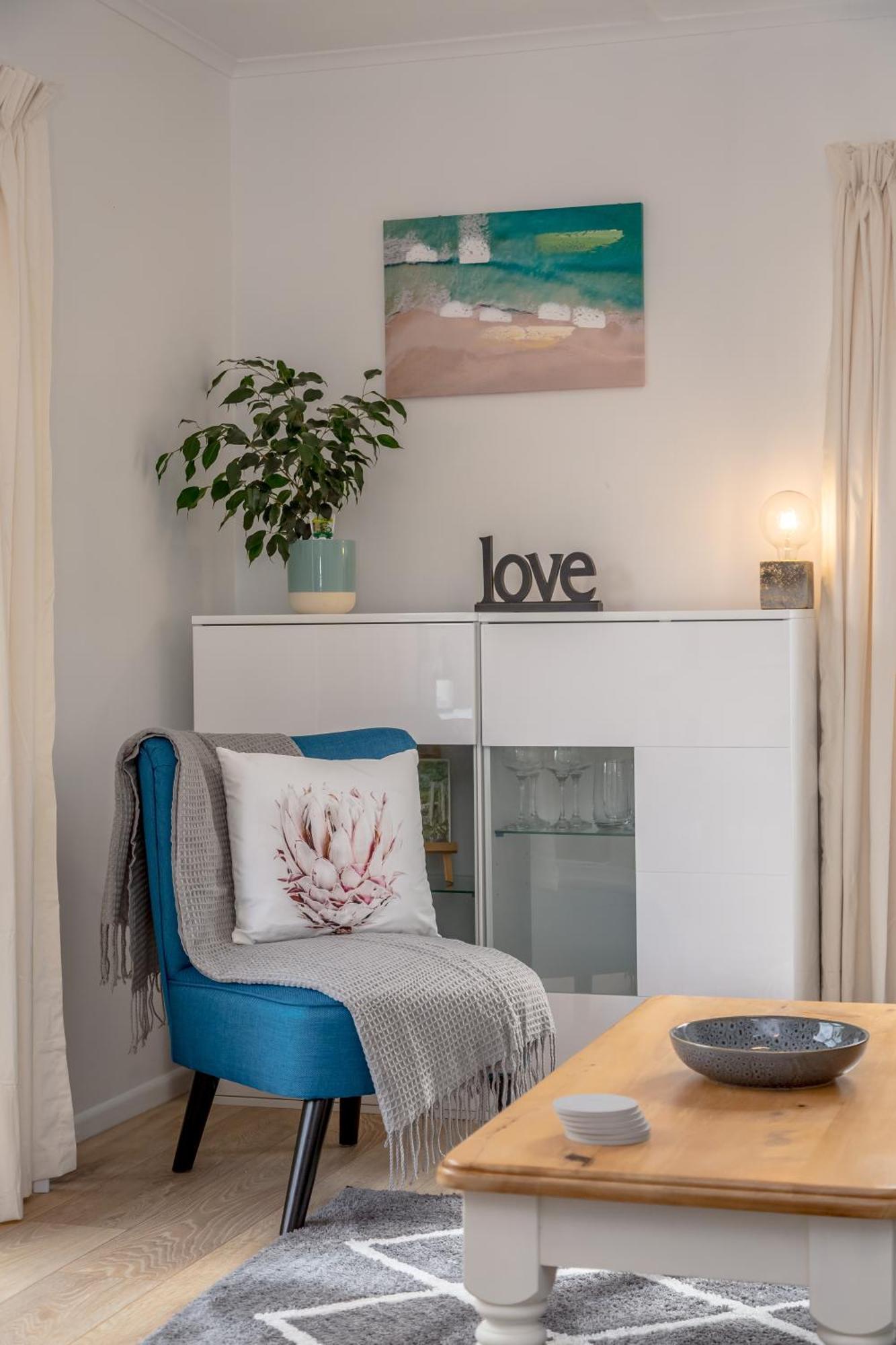 Tui Cottage Martinborough Extérieur photo